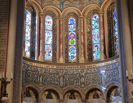 Wilton Place residents visit the Italianate Church 