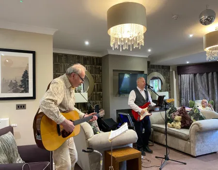 Live music with Alan Tocknell and our resident Andrew
