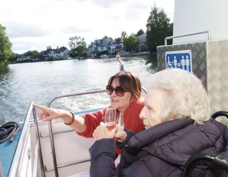 Another lovely day on the River Thames! 