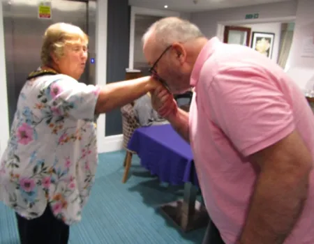 Arts in care homes 