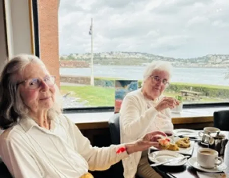 Trip out to local Hotel for Cream Tea