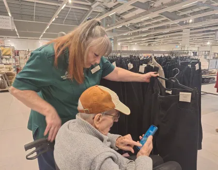 Residents Enjoy a Shopping Trip to Banbury