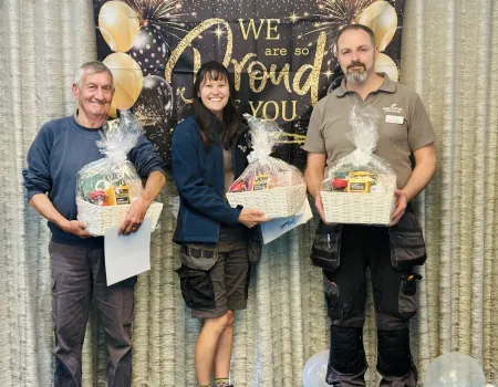 Chacombe Park Celebrates Divisional Garden of the Year Award