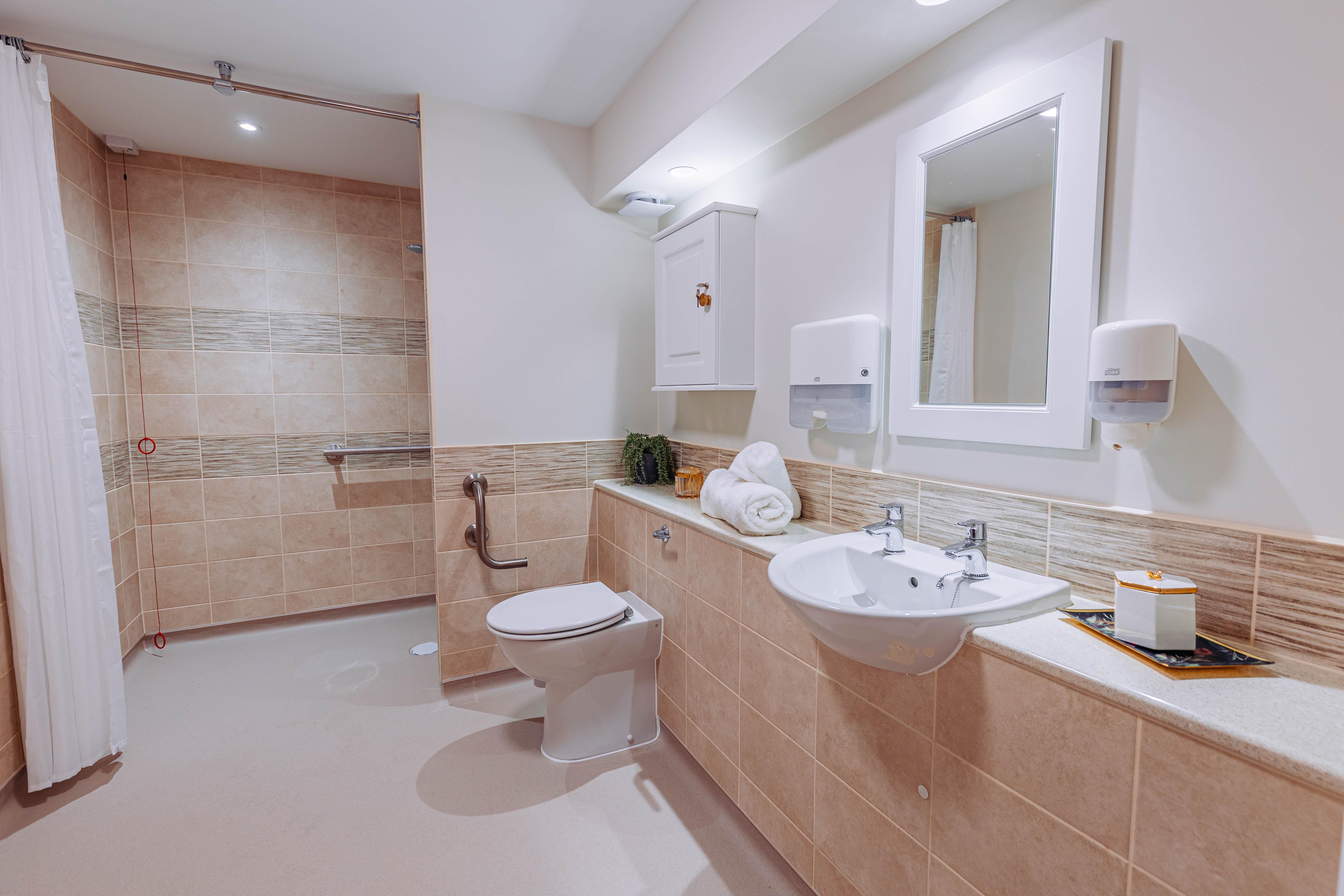 En-Suite at Bushey House Beaumont Care Home in Watford