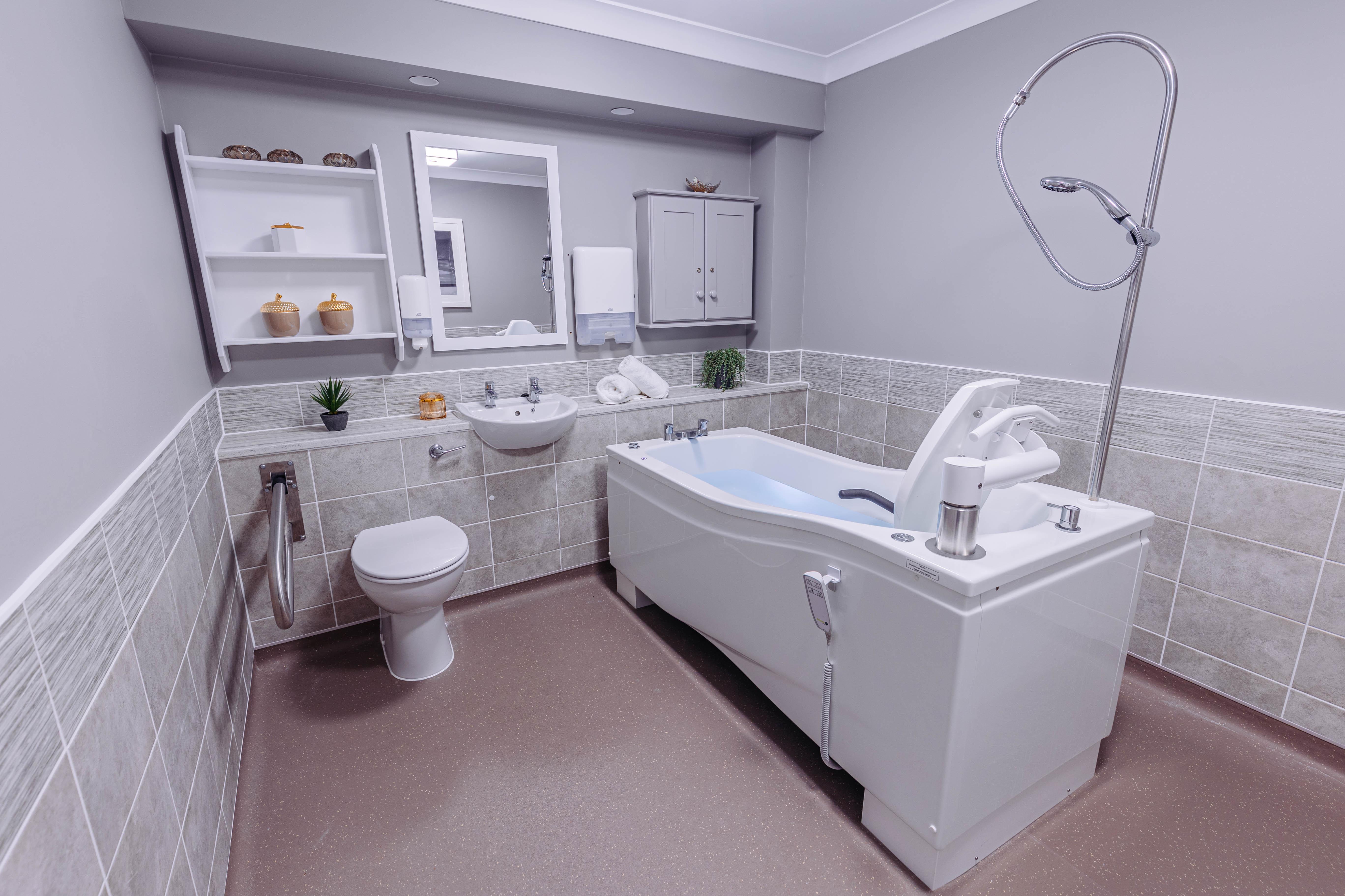 Luxury Spa Bath at Bushey House Beaumont Care Home in Watford