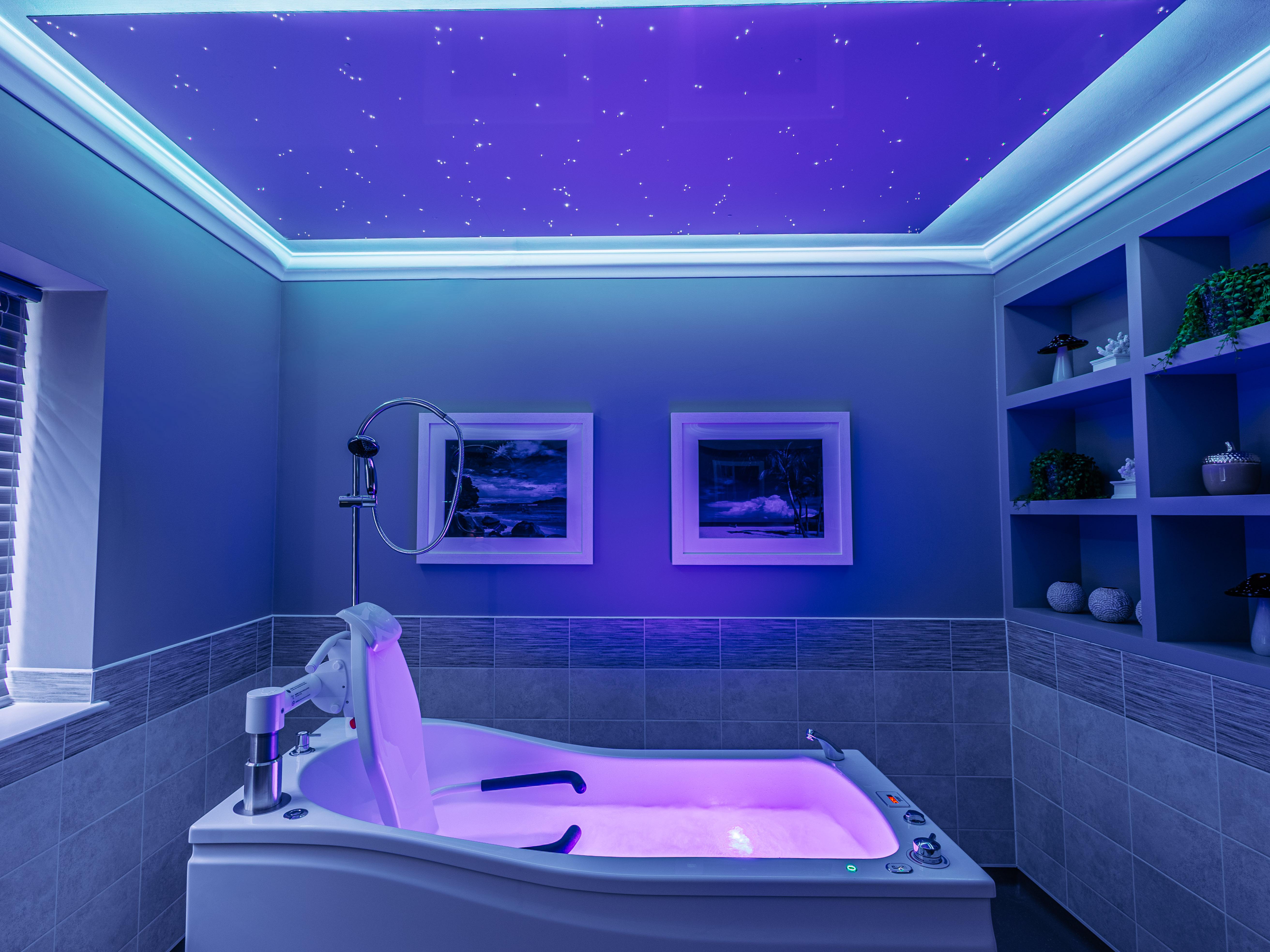 Elderwood spa bathroom