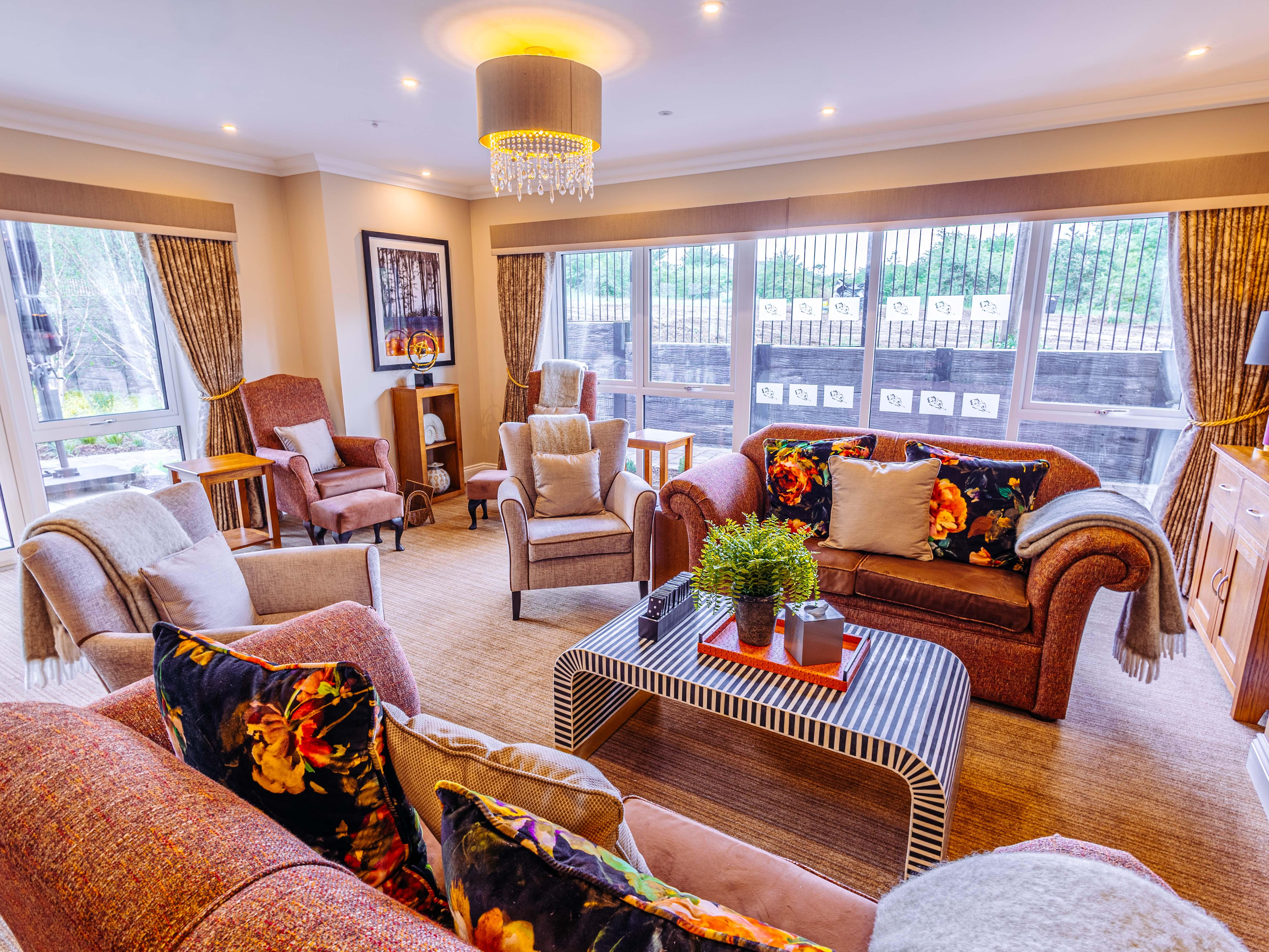 Elderwood lounge