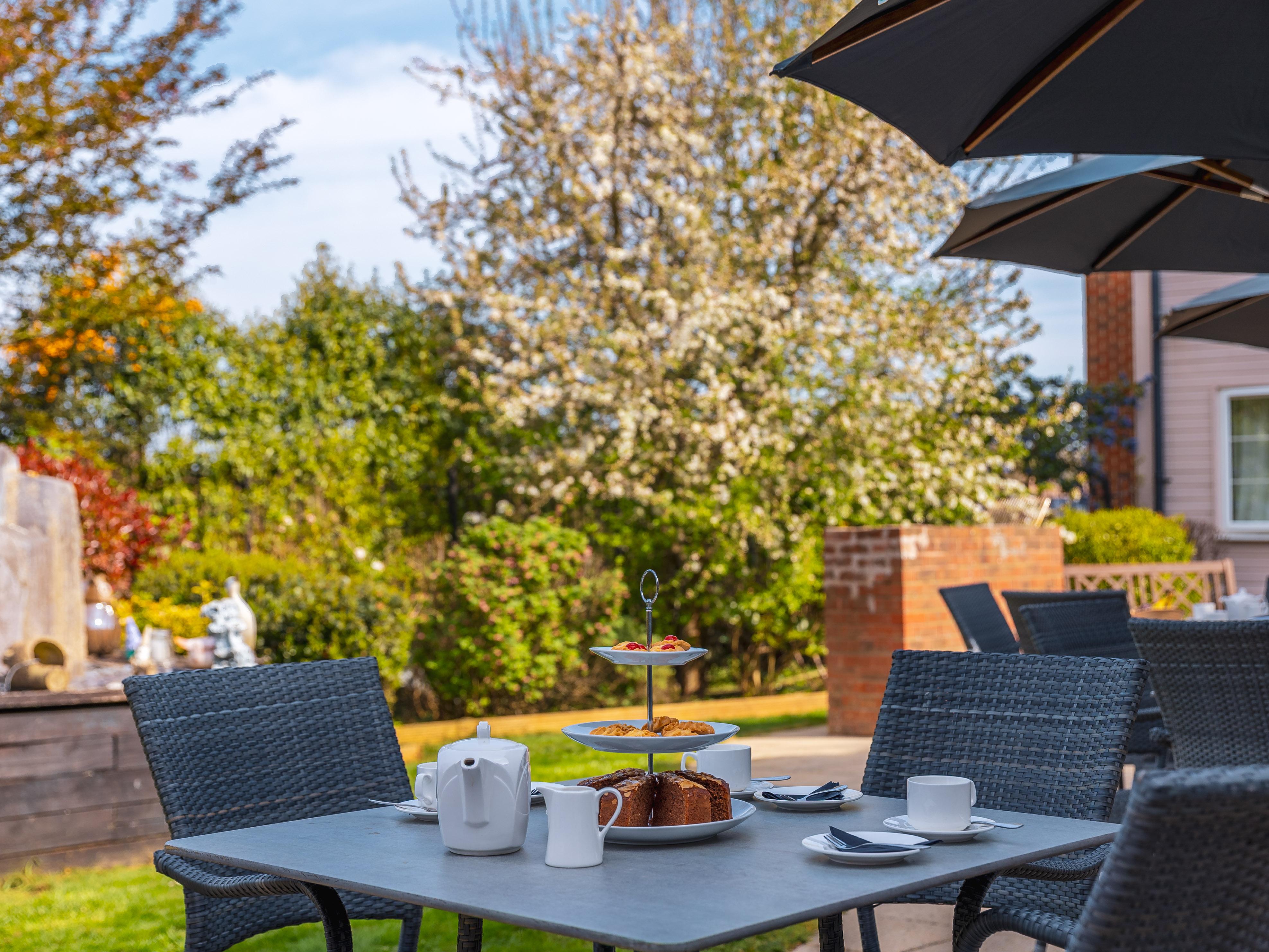 Marnel Lodge Outdoor Table