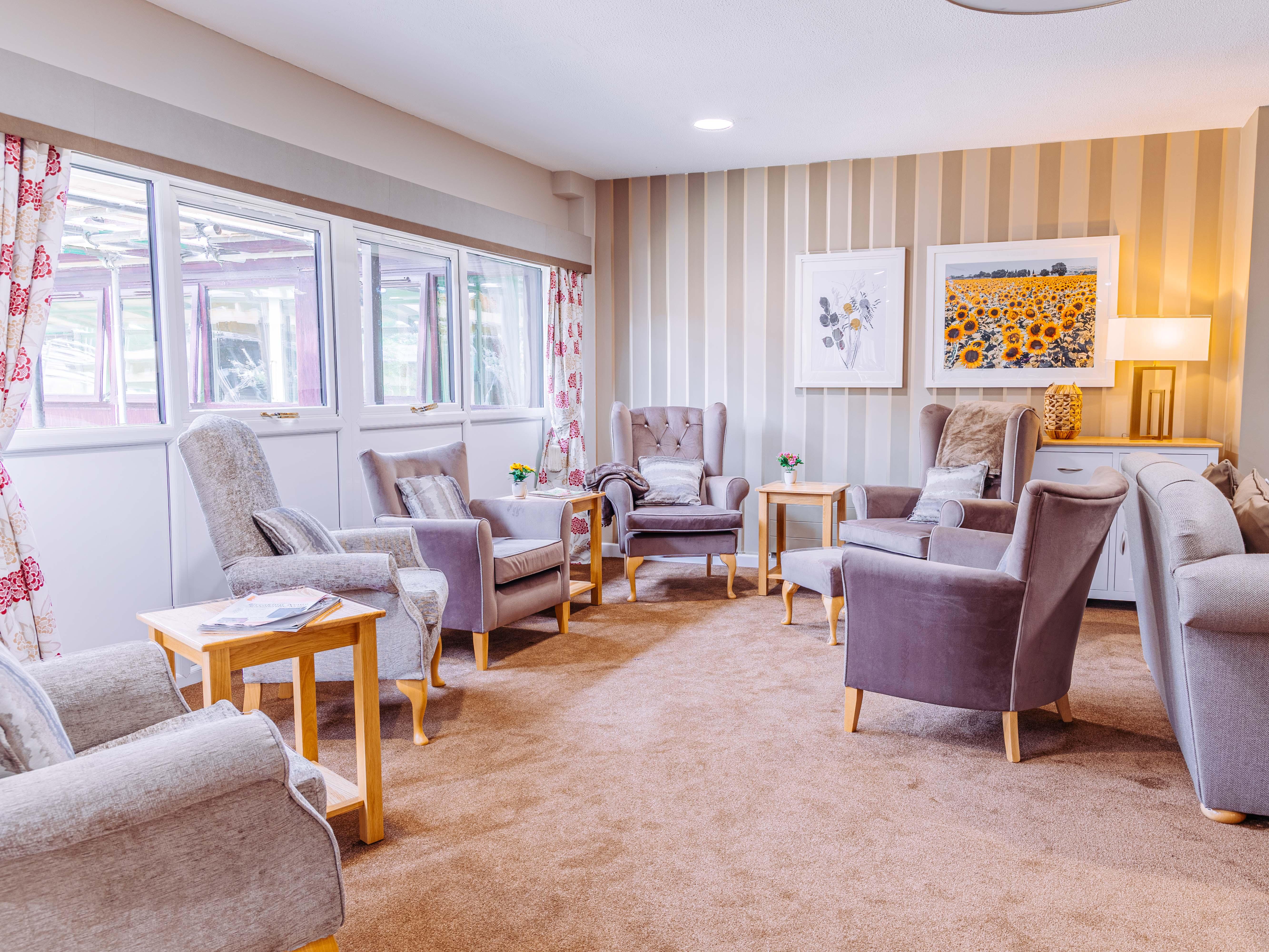 Plas-Y-Dderwen Care Home Gallery
