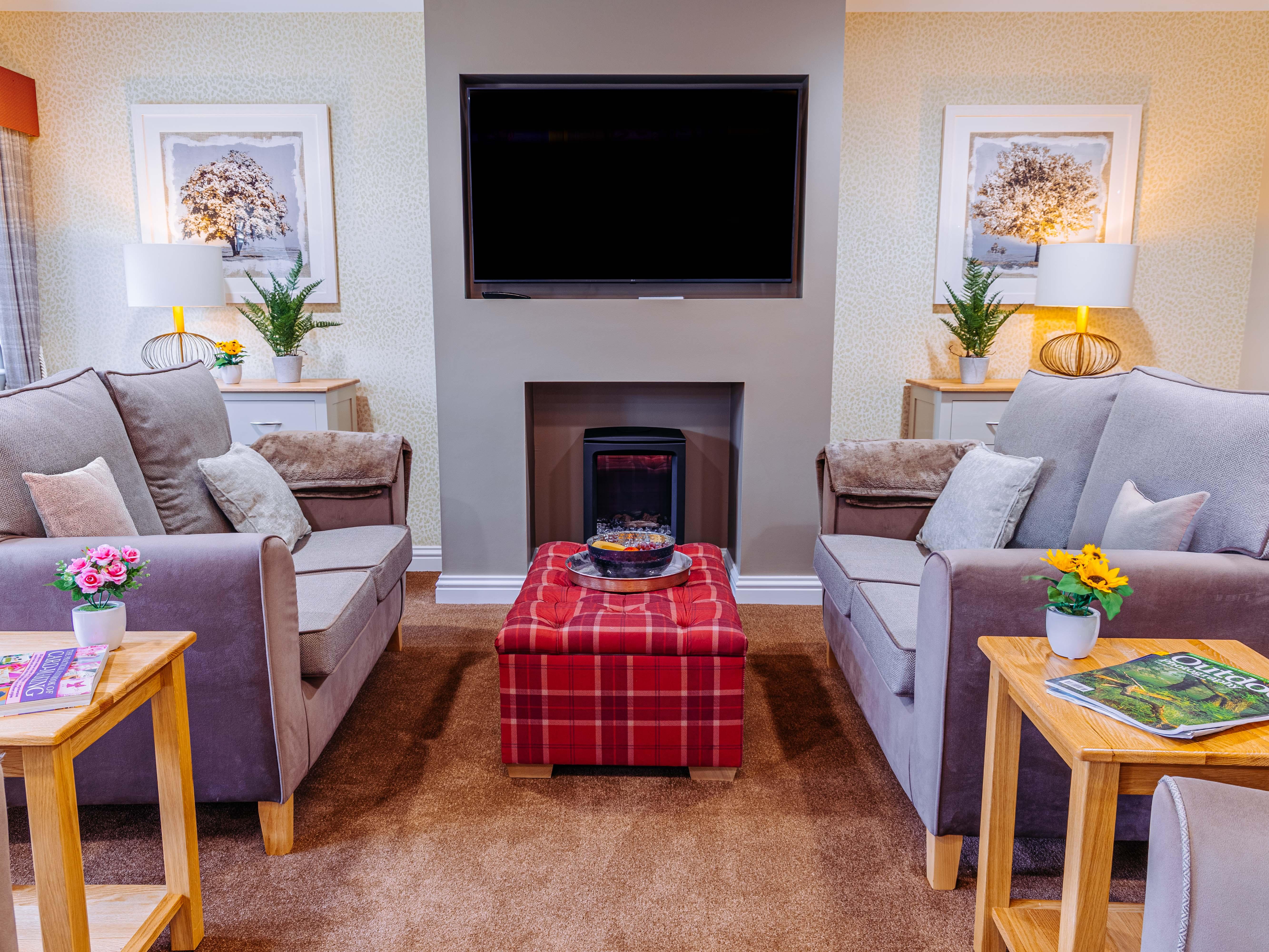 Plas-Y-Dderwen Care Home Gallery