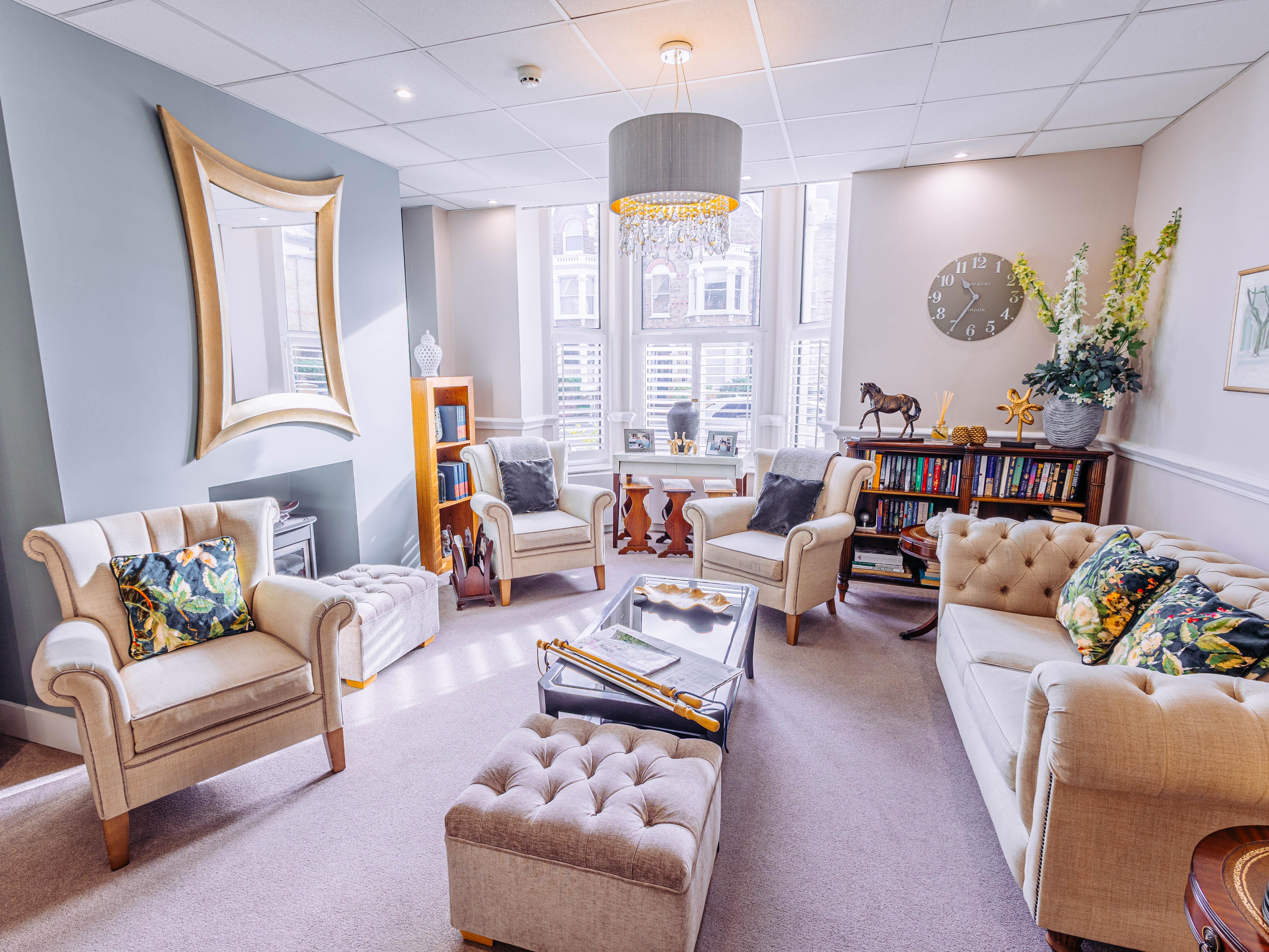 Queens Court living room