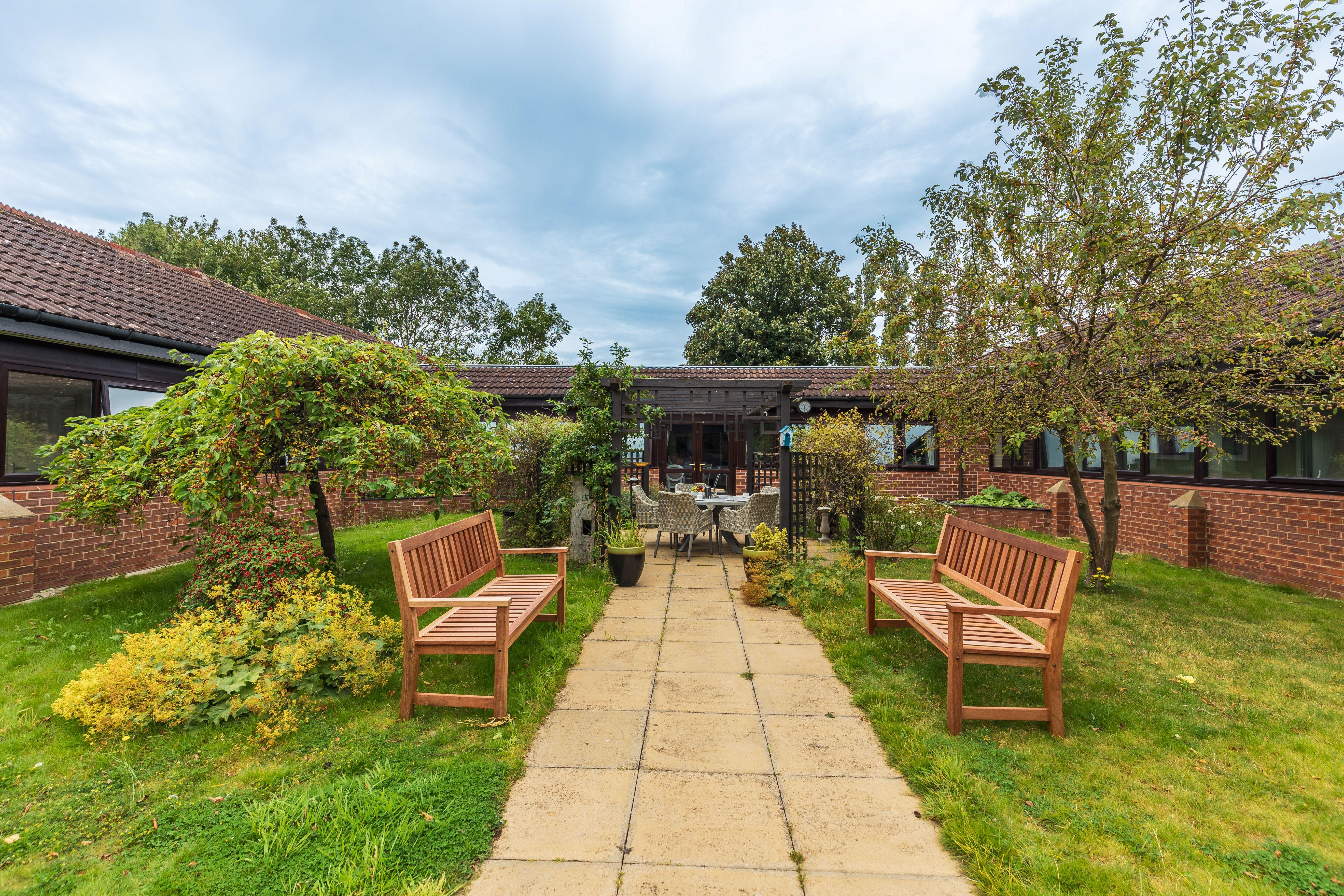 Rivermead Care Home - Garden