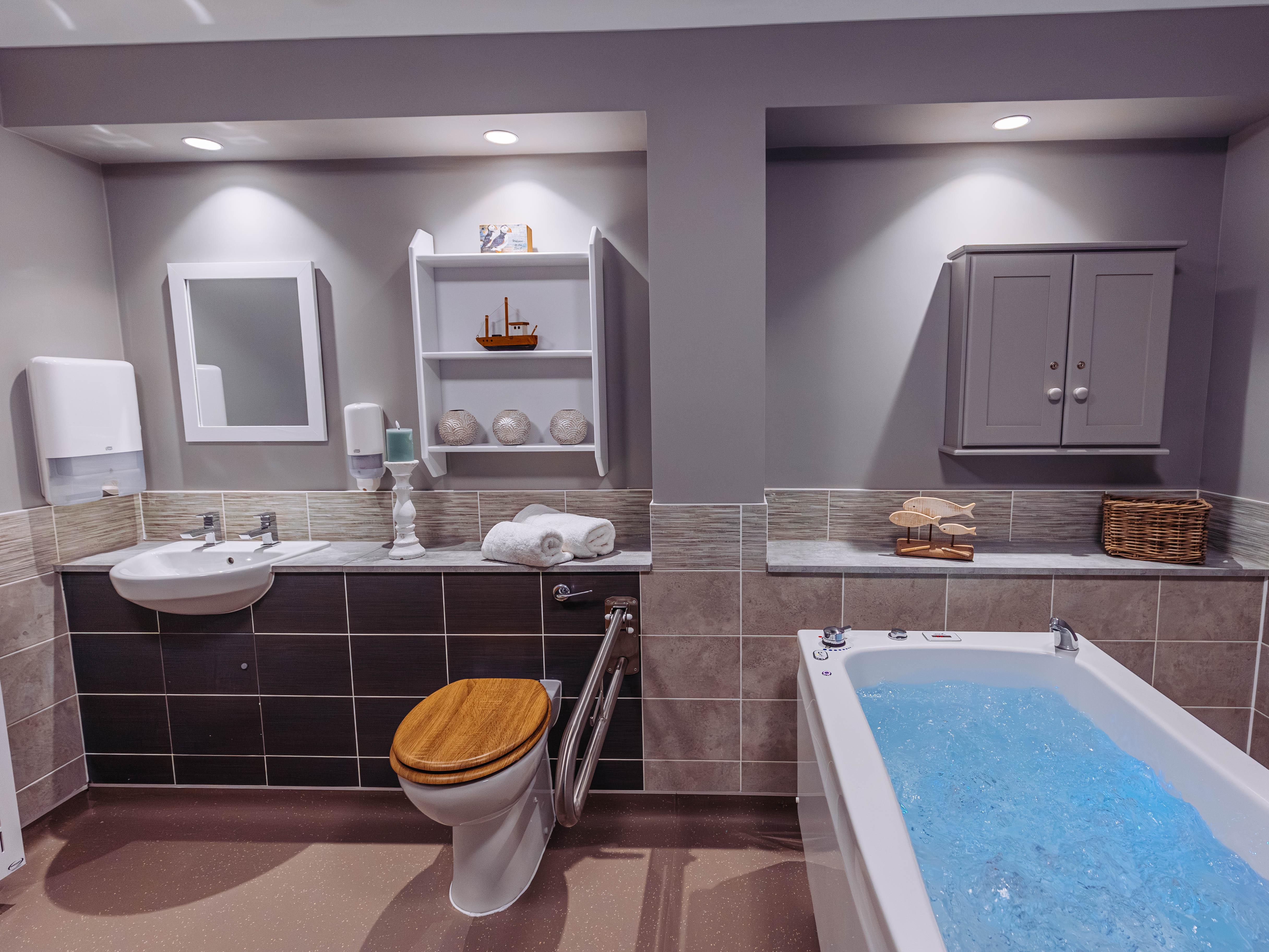 Southerndown Spa Bathroom