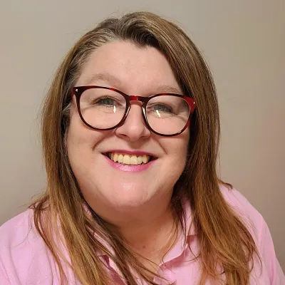 Kirstie Bush