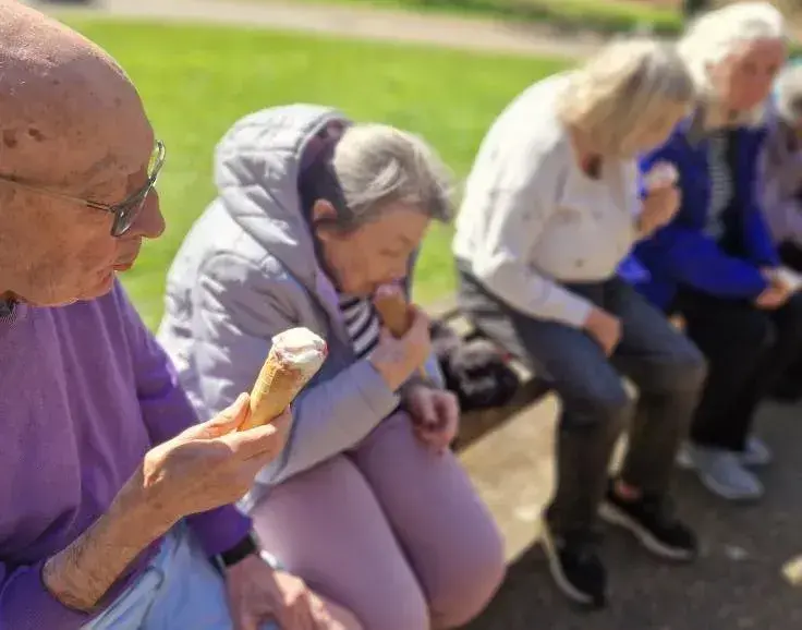 Ice cream in the sunshine