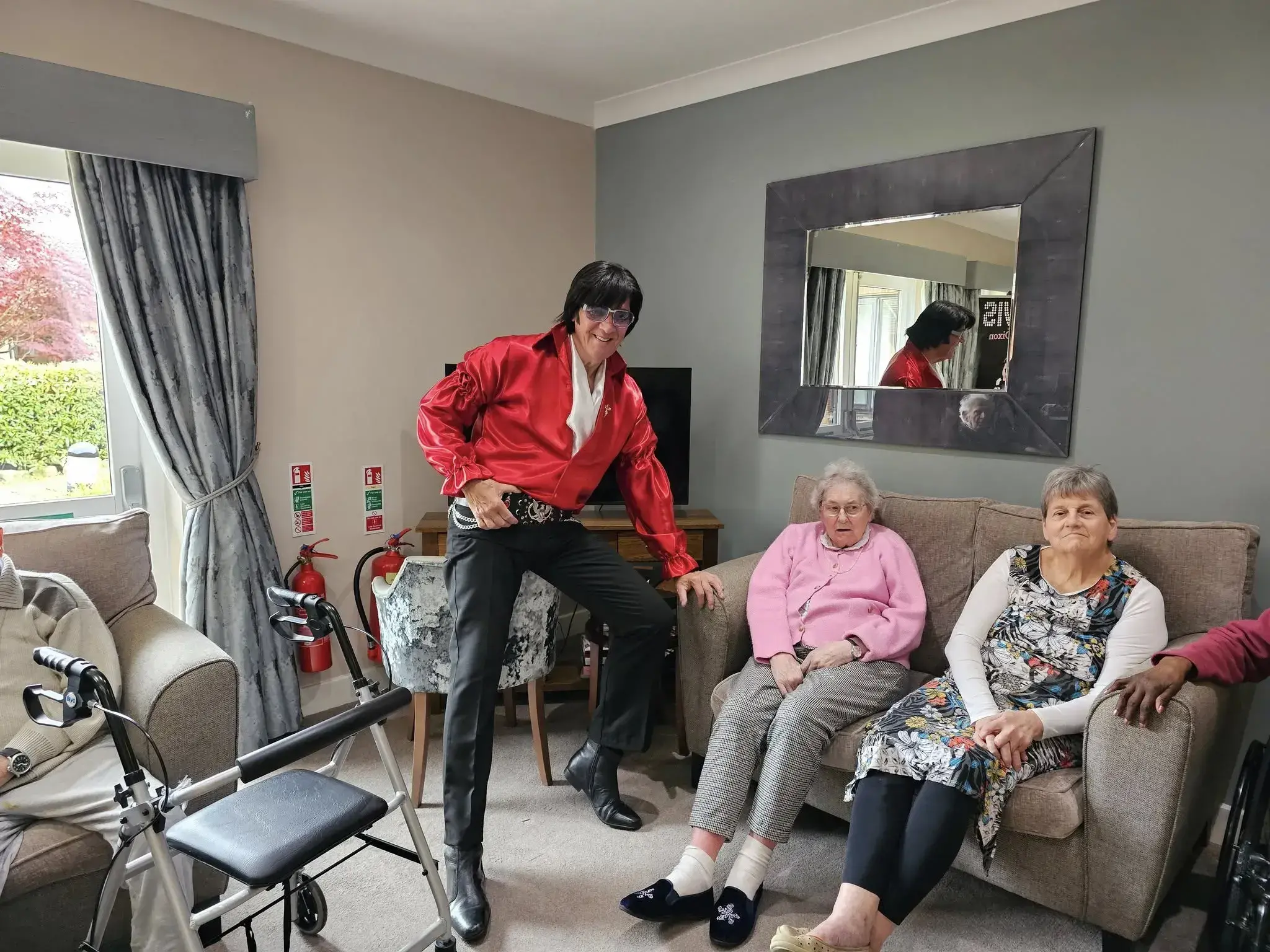 Elvis is in the building!