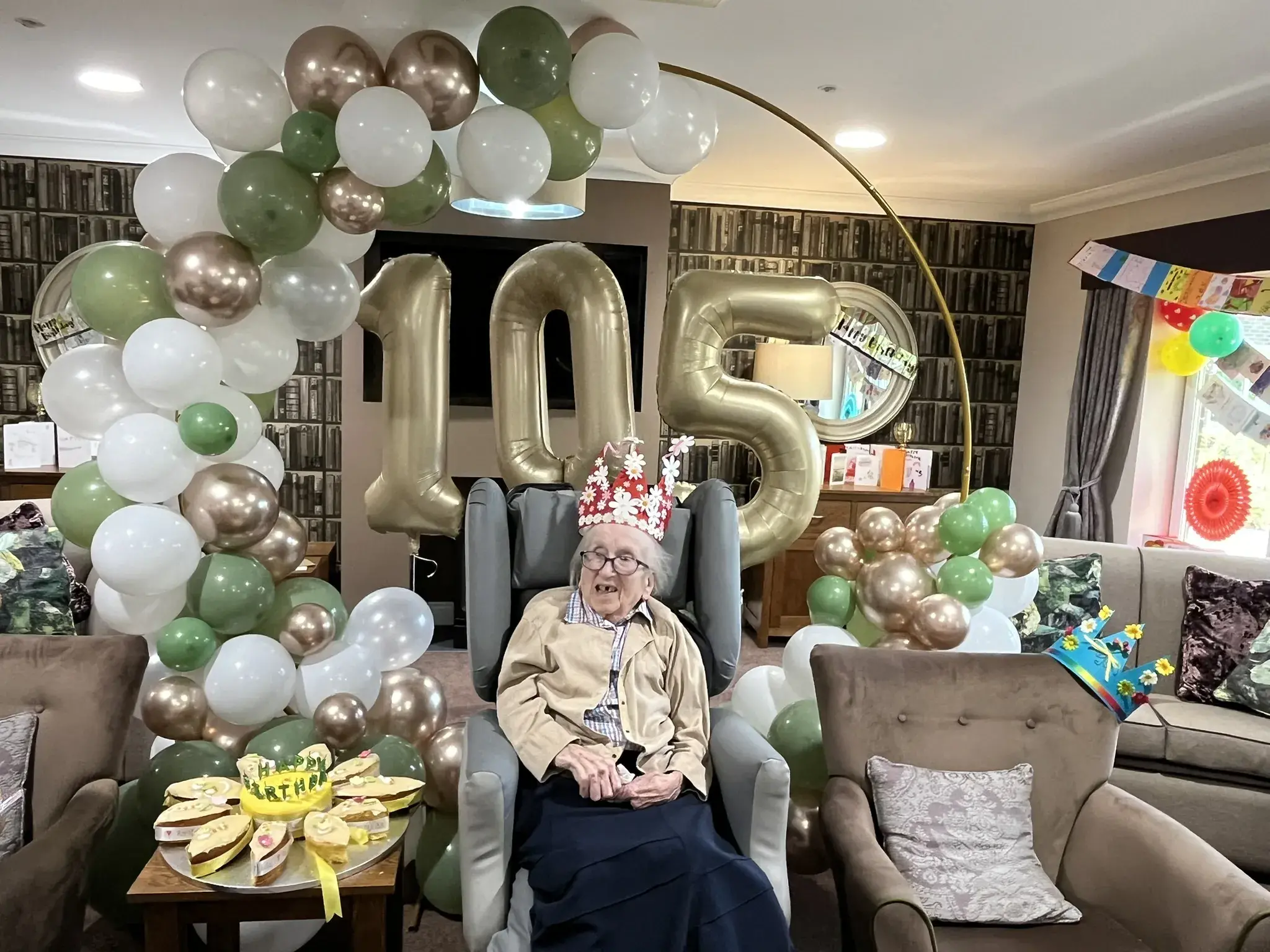 Many happy returns Peggy! 