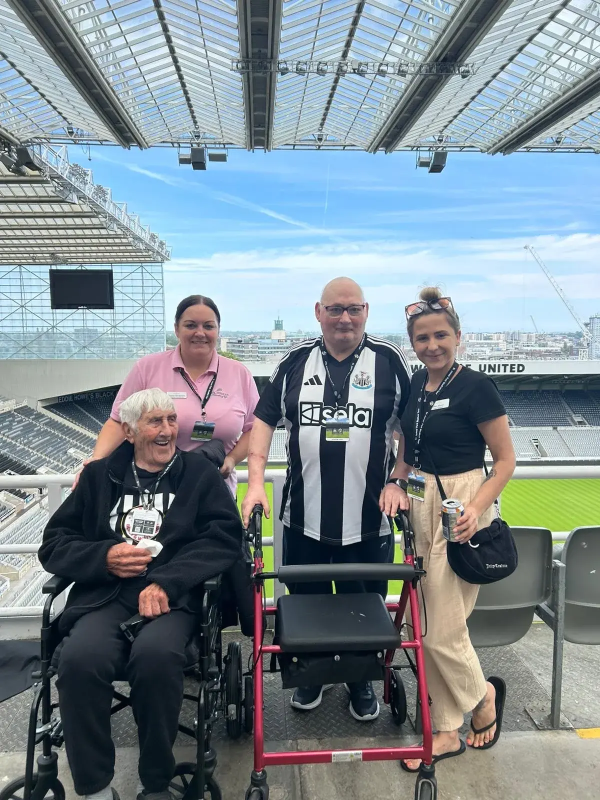 Residents enjoy trip to the home of the 'Magpies'