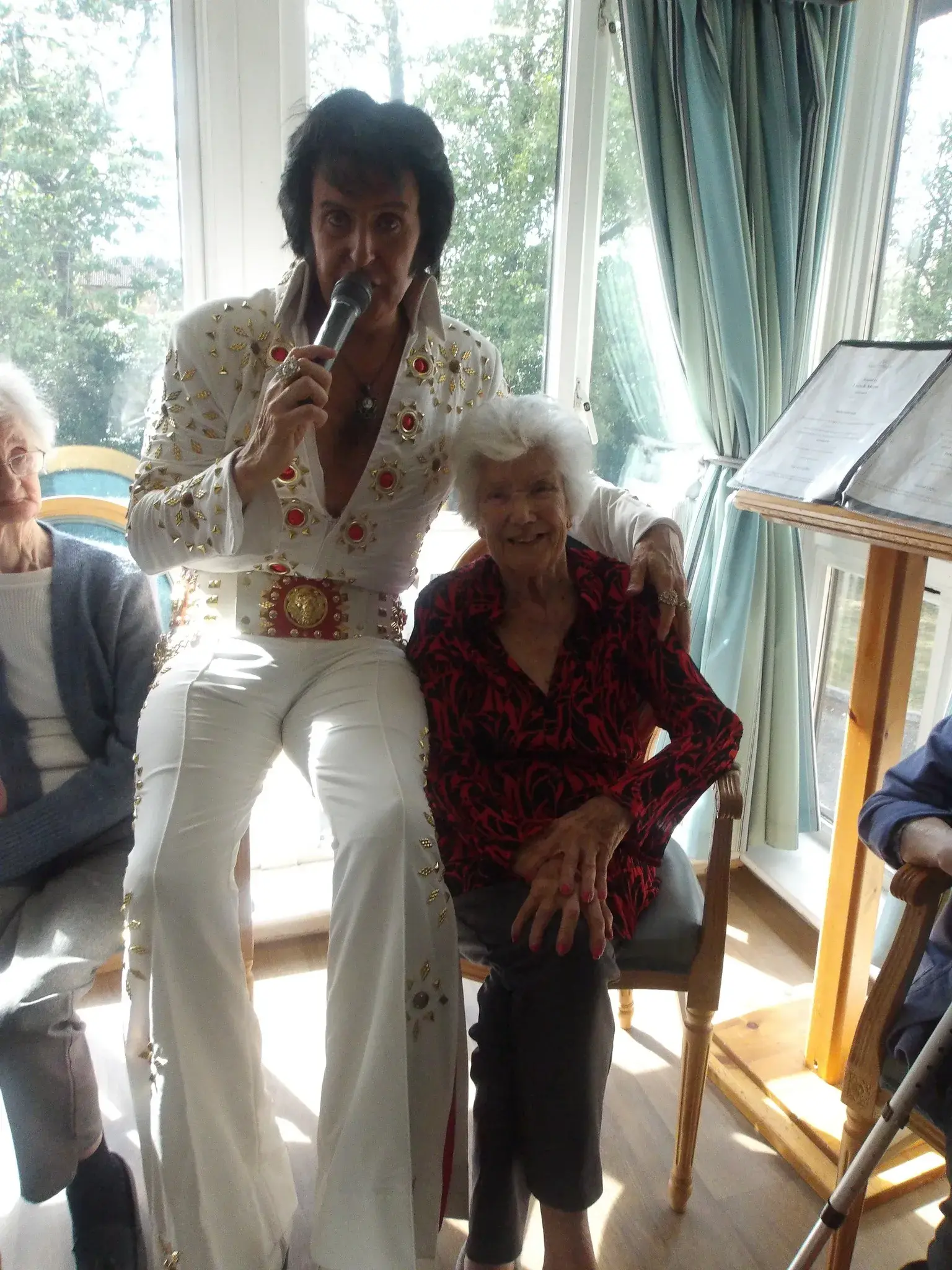 Mike Memphis as Elvis was in the building on the 2nd September 2025!