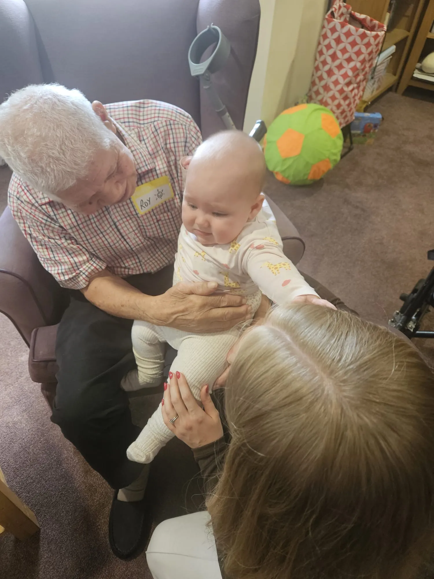 Intergenerational Fun & Cuddles