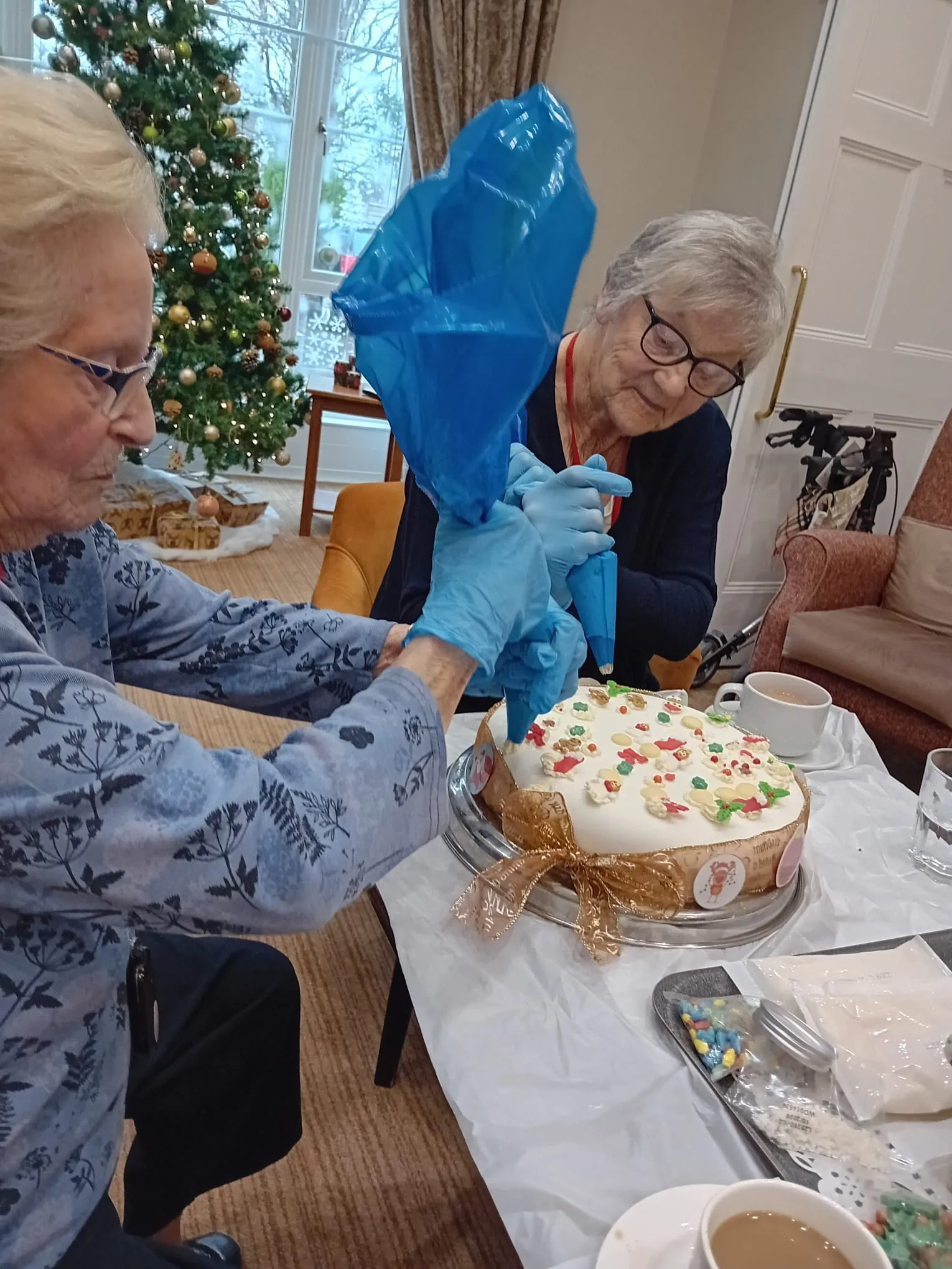 Decorating Gingerbread House Cake