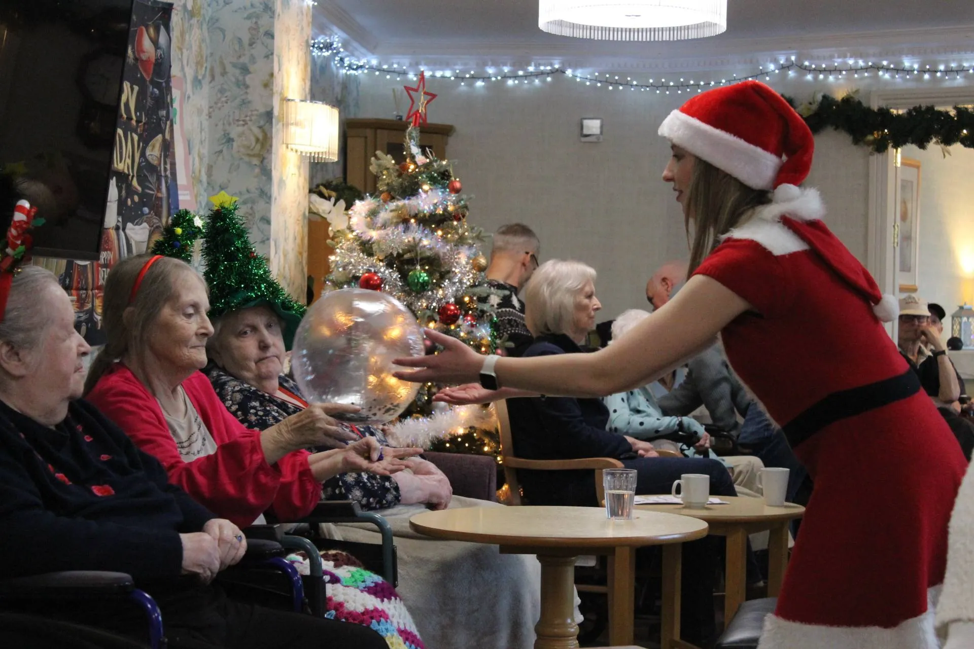 Christmas Eve at Bamfield Lodge: Brilliantly Crazy & Full of Joy! 