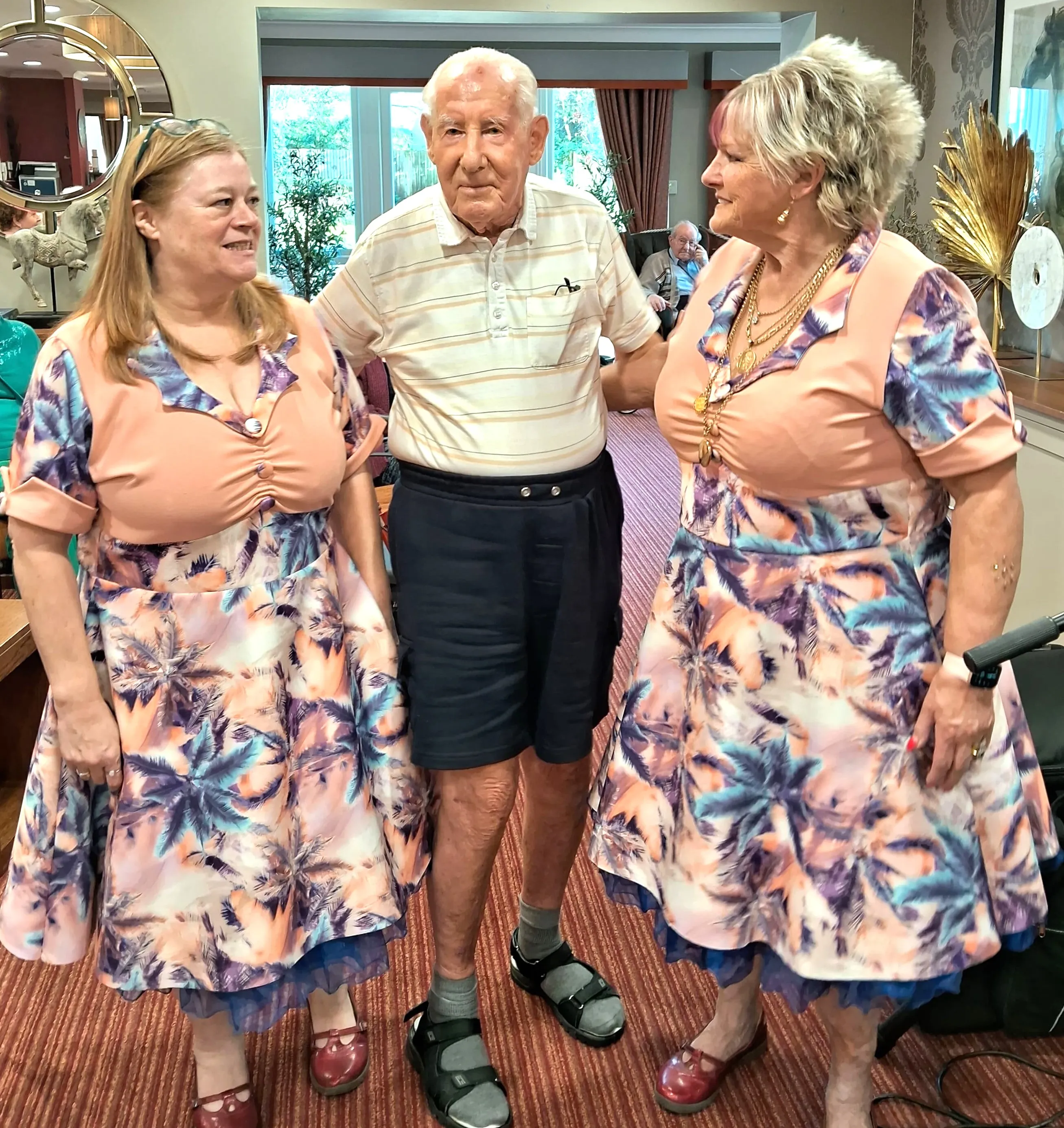 Jewel Harmonies Duo Delight at Kings Park...