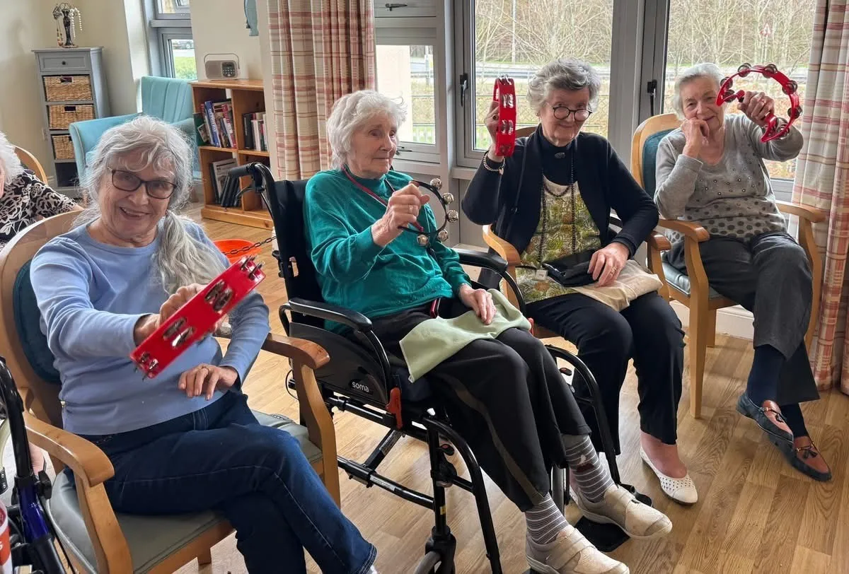 Memory Lane interactive sing along with Jules