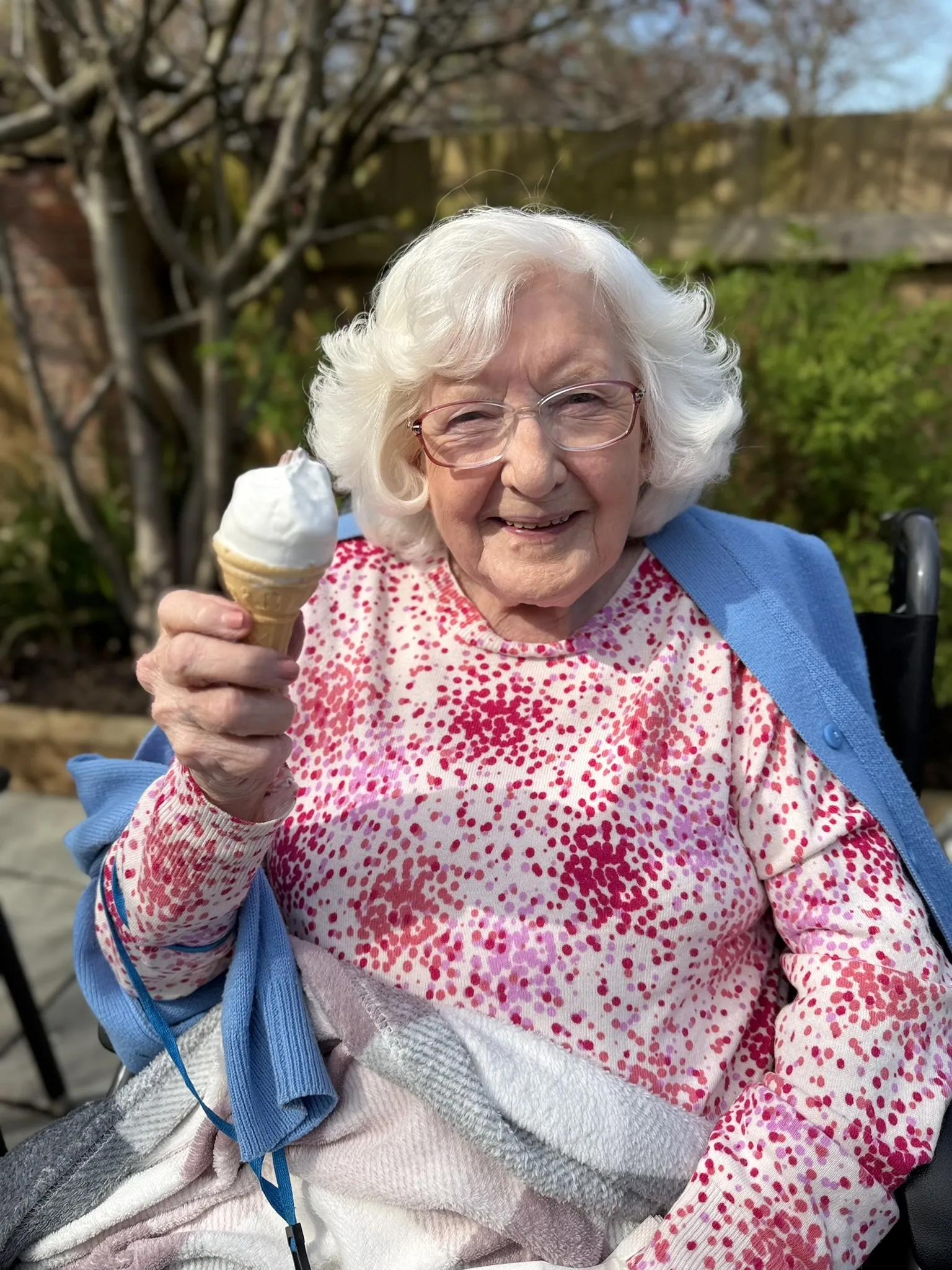 Ice cream in the Spring sun