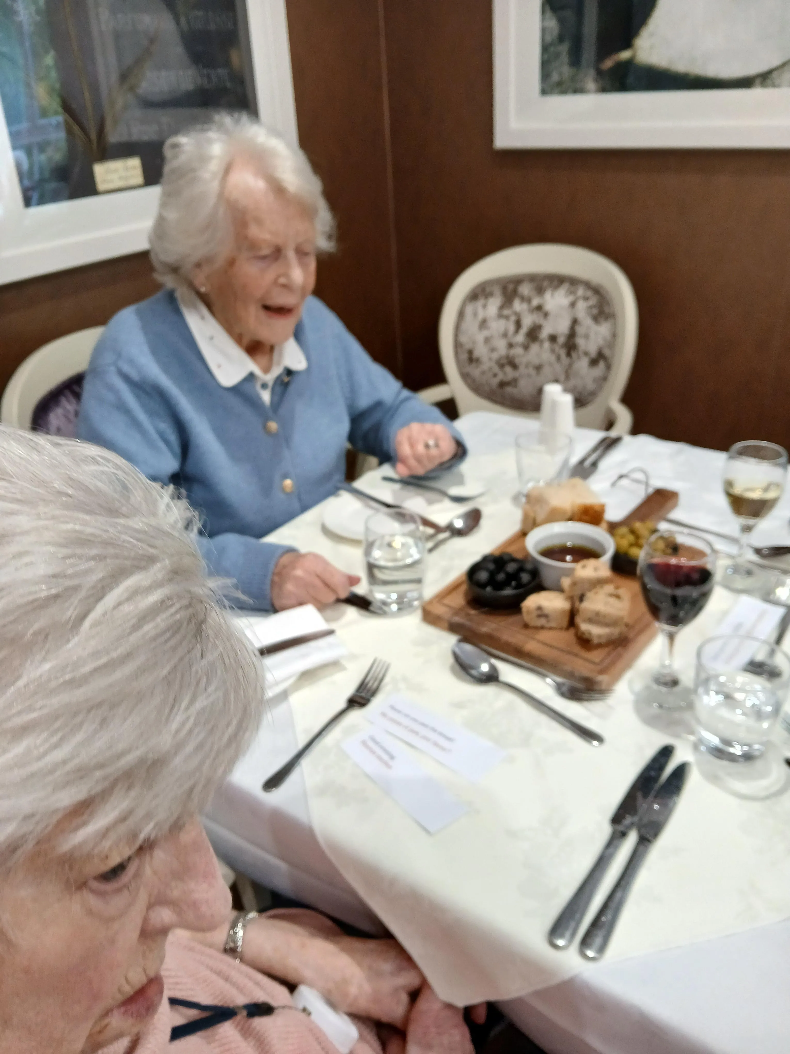 Spanish supper club 