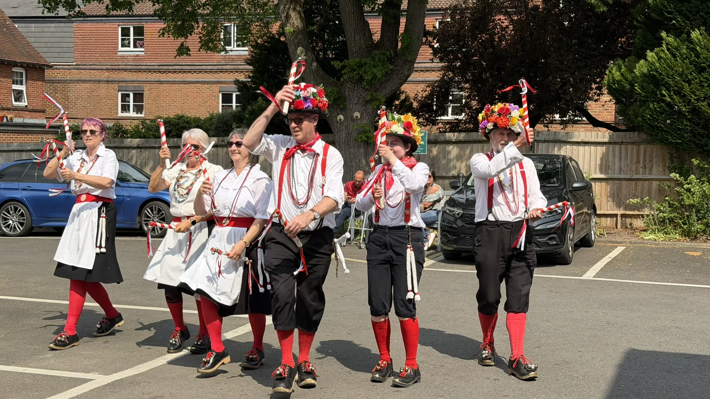 Basingclogs Morris Dancers 