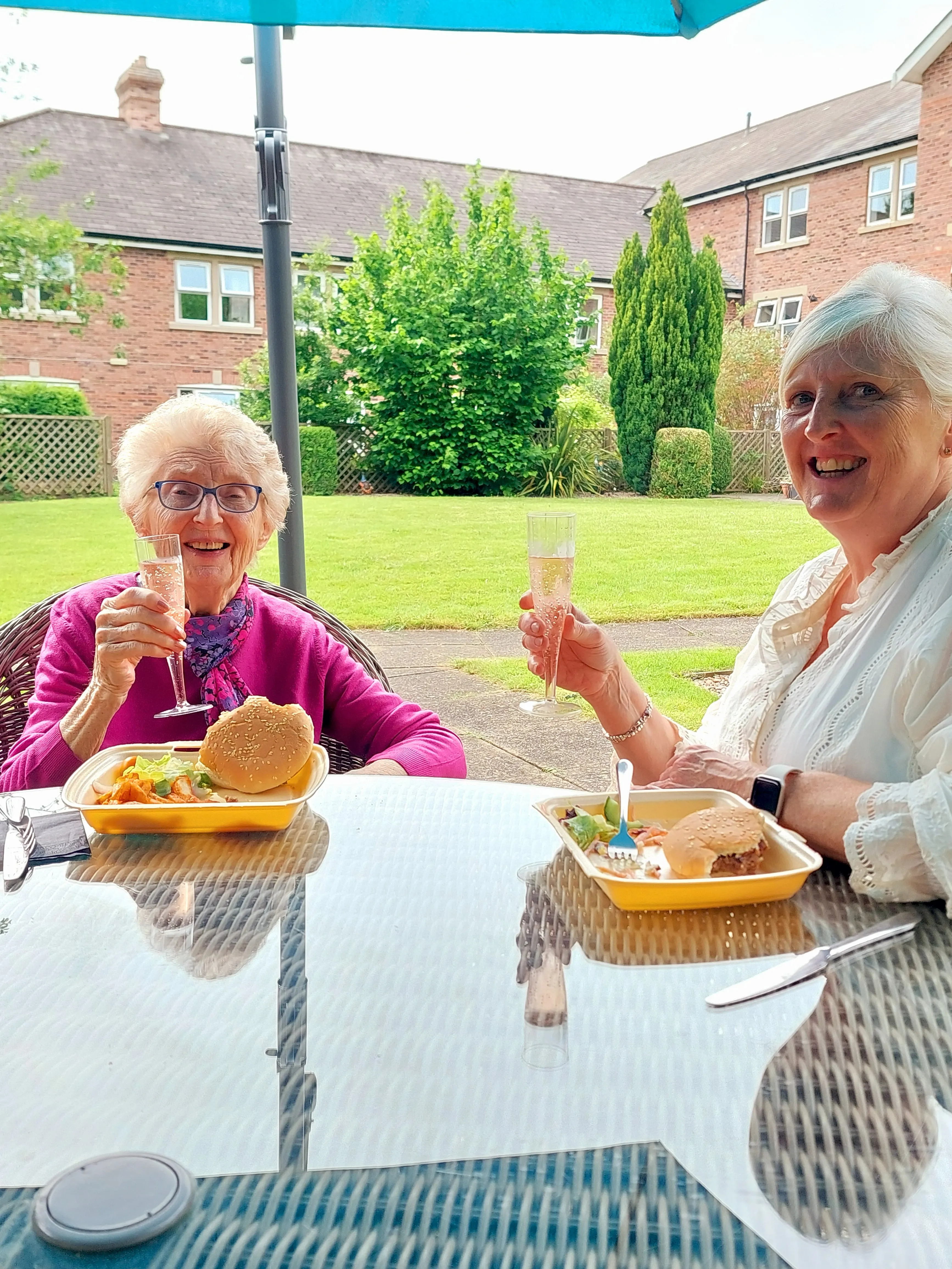 Residents, families and friends enjoy BBQ 