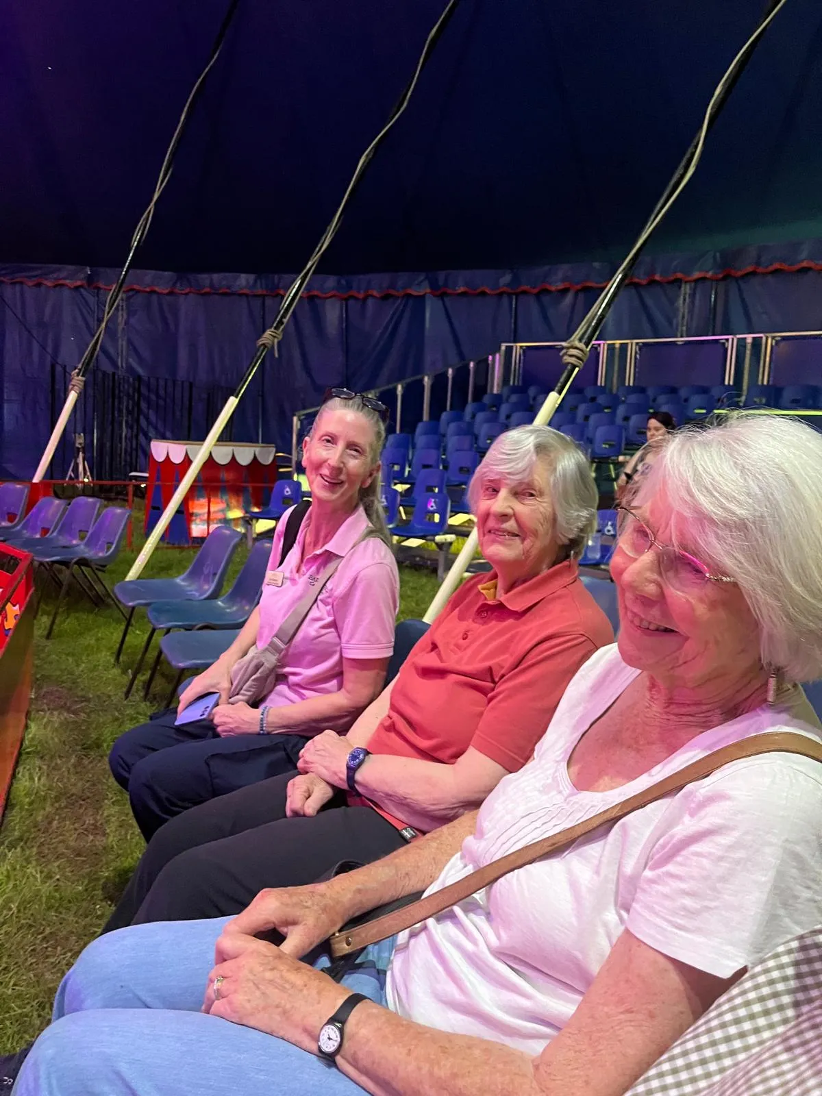 Lydfords visits the Circus