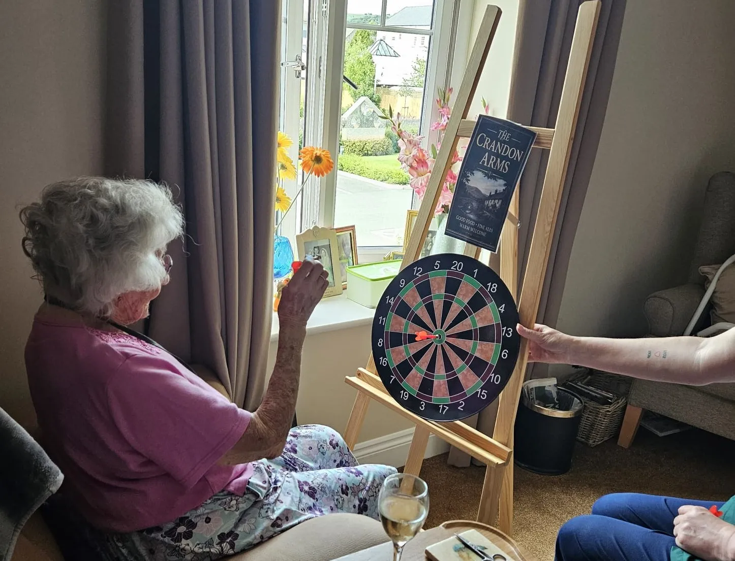 Residents Enjoy Pop-up Pub & Games on Memory Lane