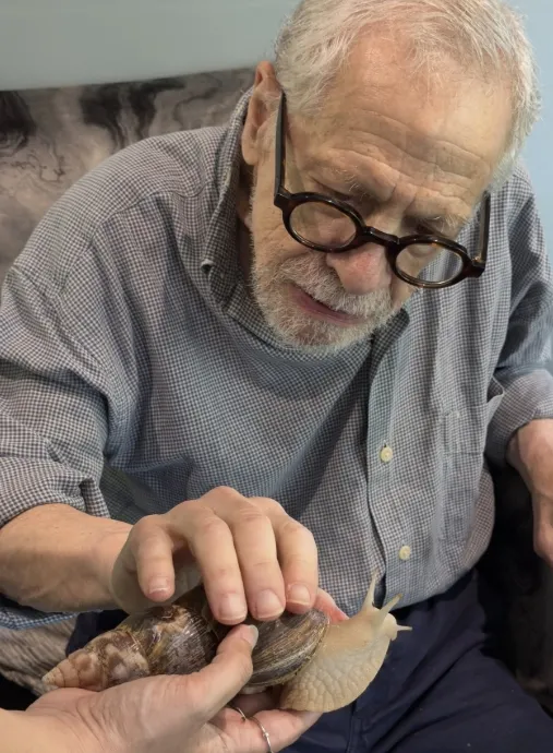 Pet Therapy with the Slithering Creatures from Zoo Labs