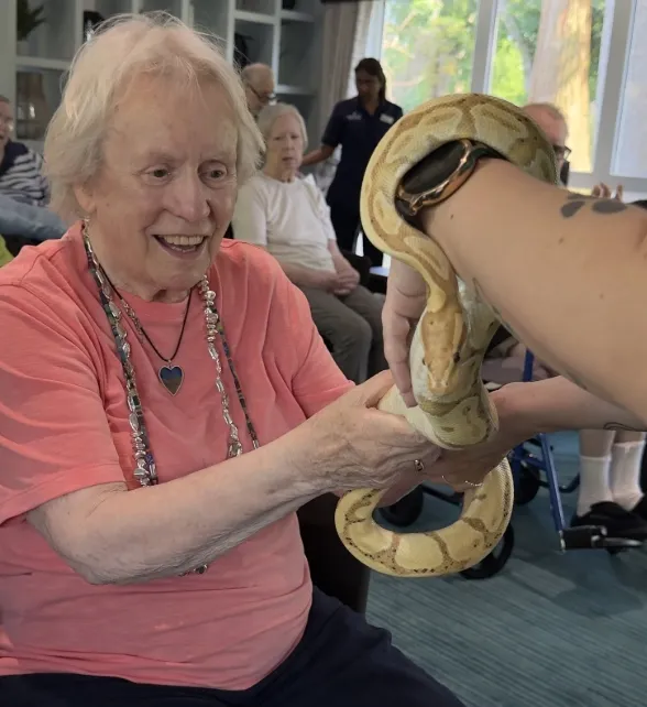 Pet Therapy with the Slithering Creatures from Zoo Labs