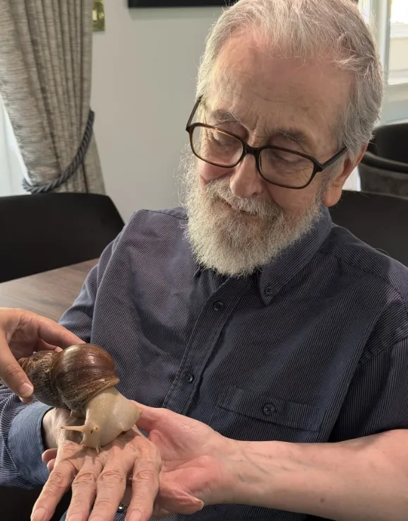 Pet Therapy with the Slithering Creatures from Zoo Labs
