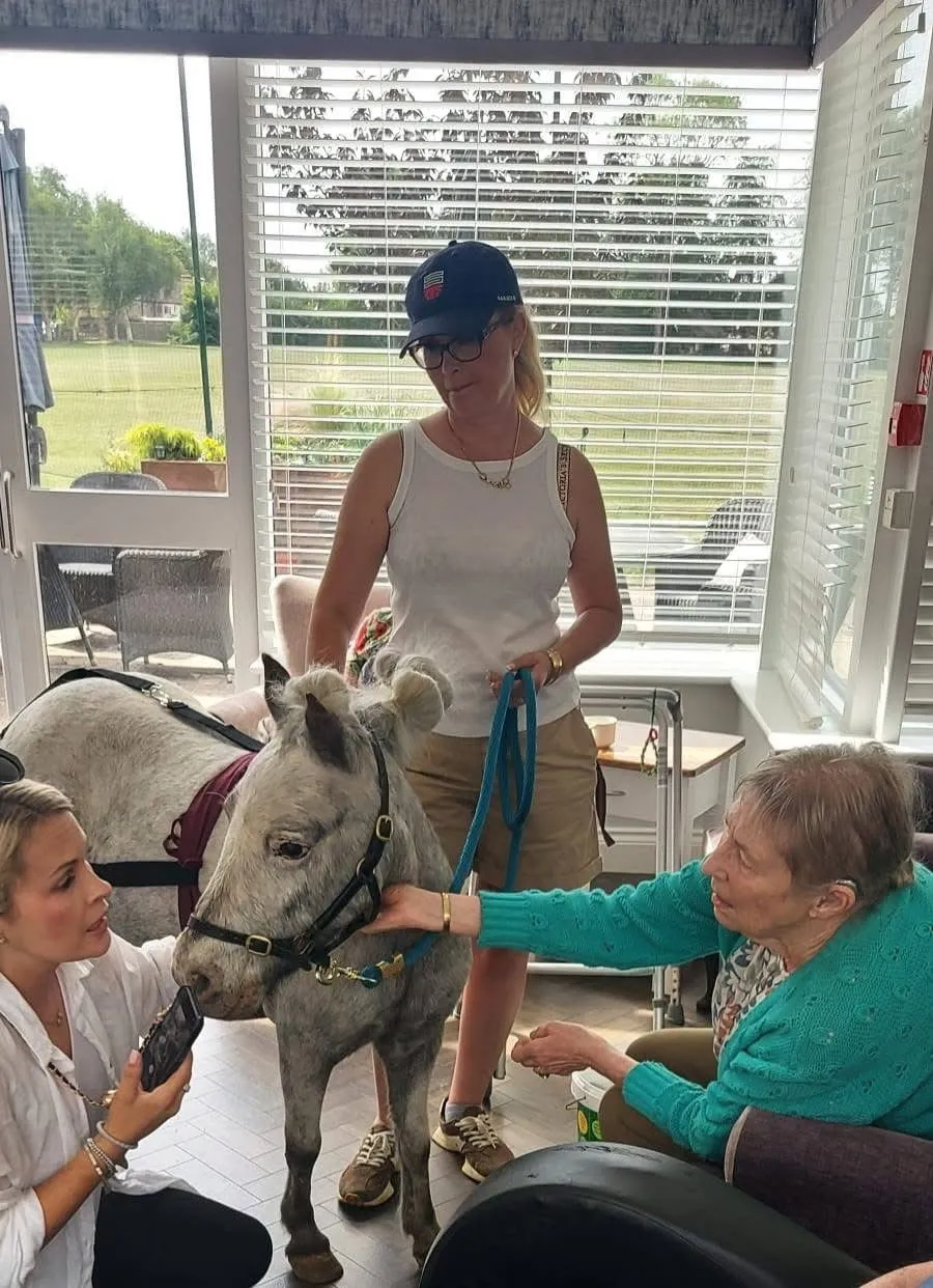 Therapy pony visit 