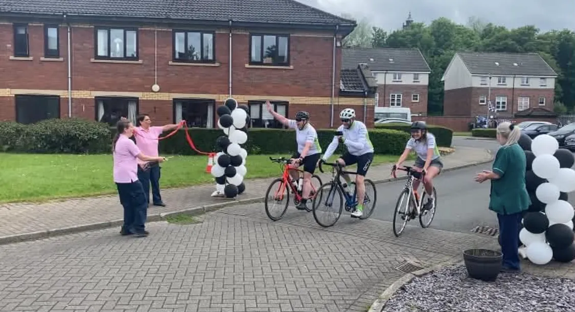 Tour De Barchester finish line 