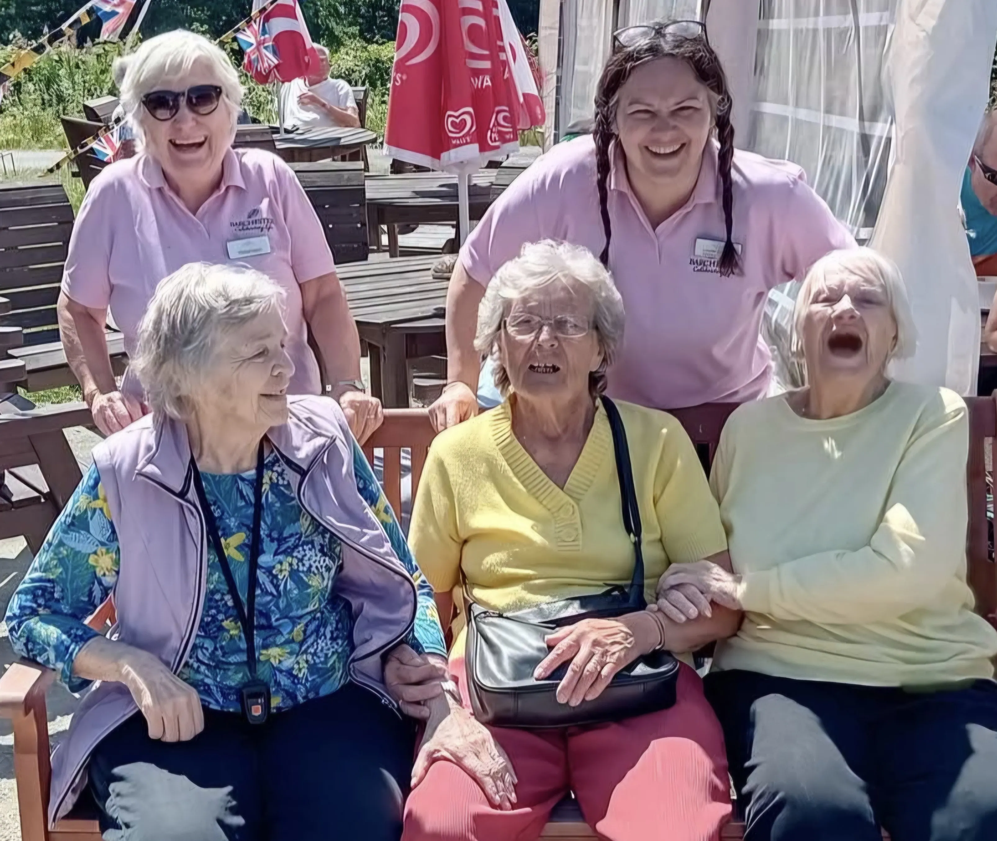 Residents Enjoy a Wonderful Morning at Hatton Locks