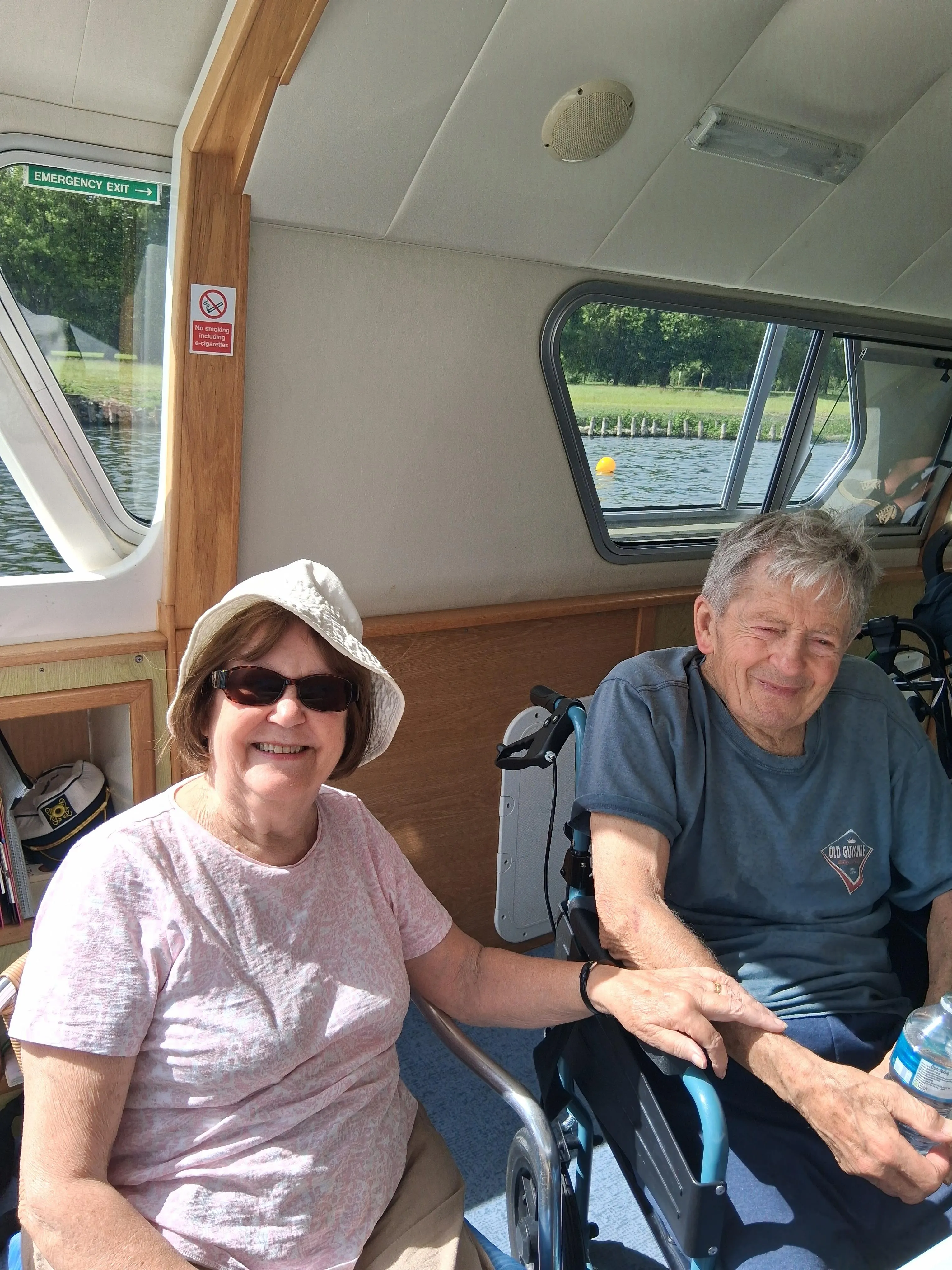 A scenic route down the River Thames 