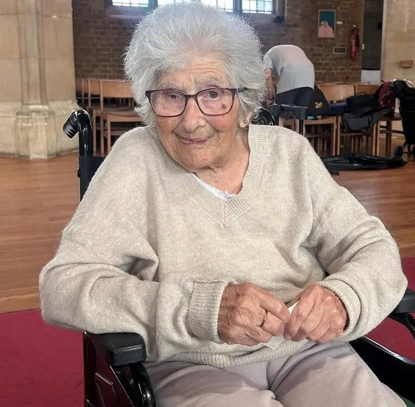 Hugh Myddelton House - Trip to Memory Cafe
