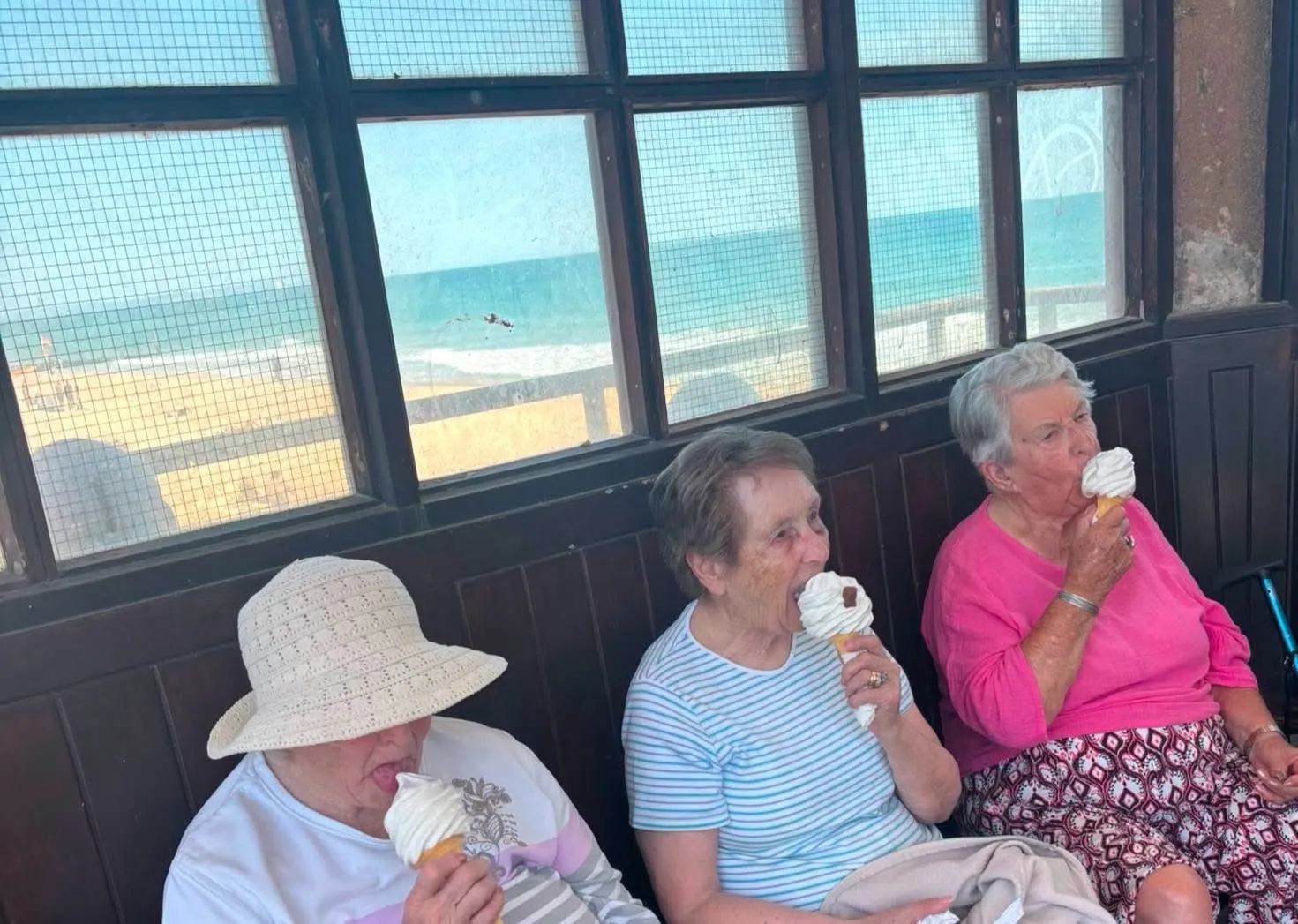A sunny trip to Bournemouth Beach 