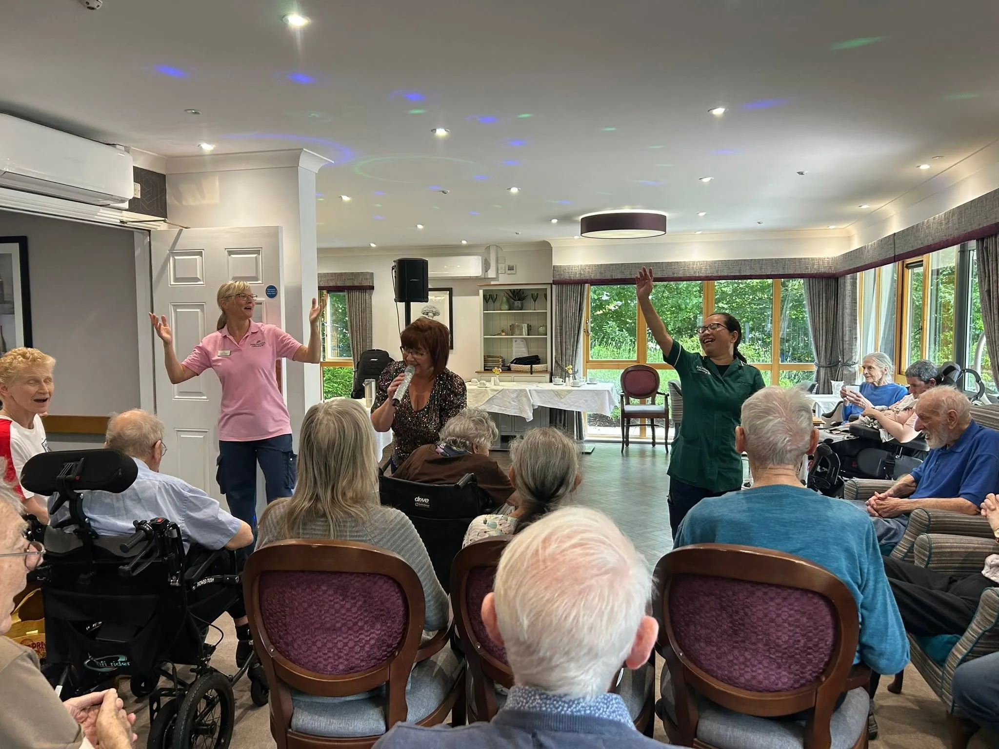 Julie Sings