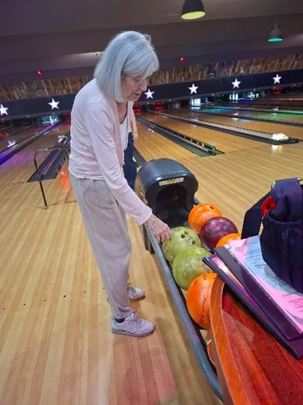 Hollywood bowling 