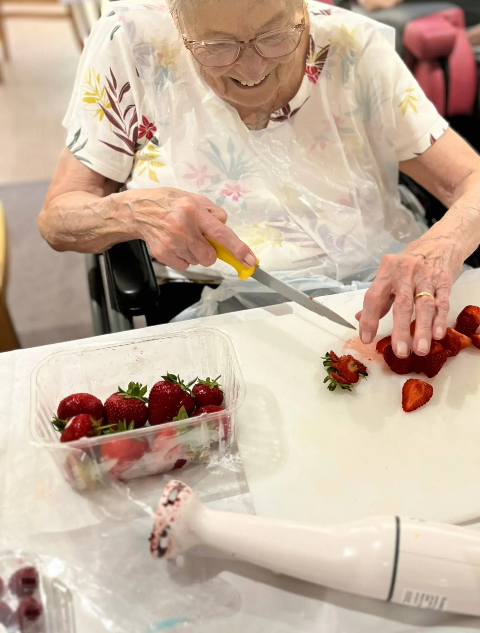 Rose Makings a Refreshing Smoothie