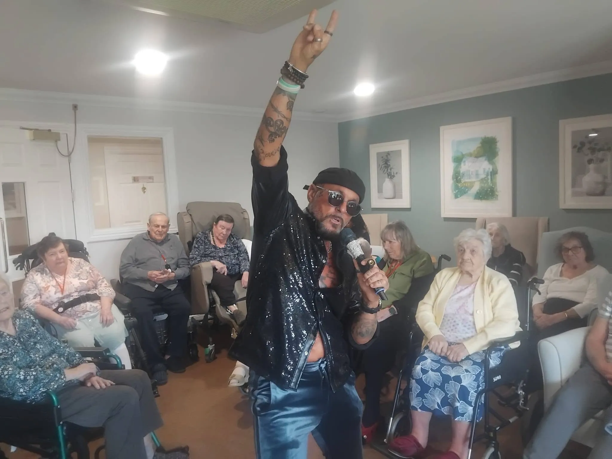 Fantastic afternoon with the wonderful Roy Lorenzo!