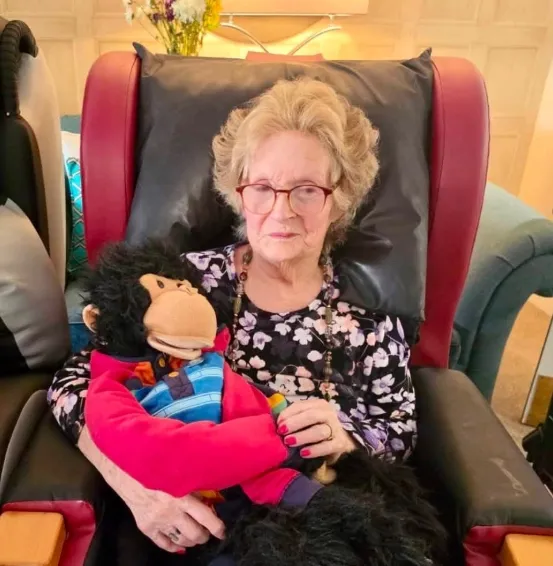 Amazing puppeteer Tony and his joyful characters 