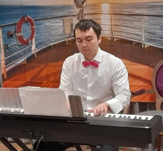 Setting Sail on the Cruise Ship Parkway!