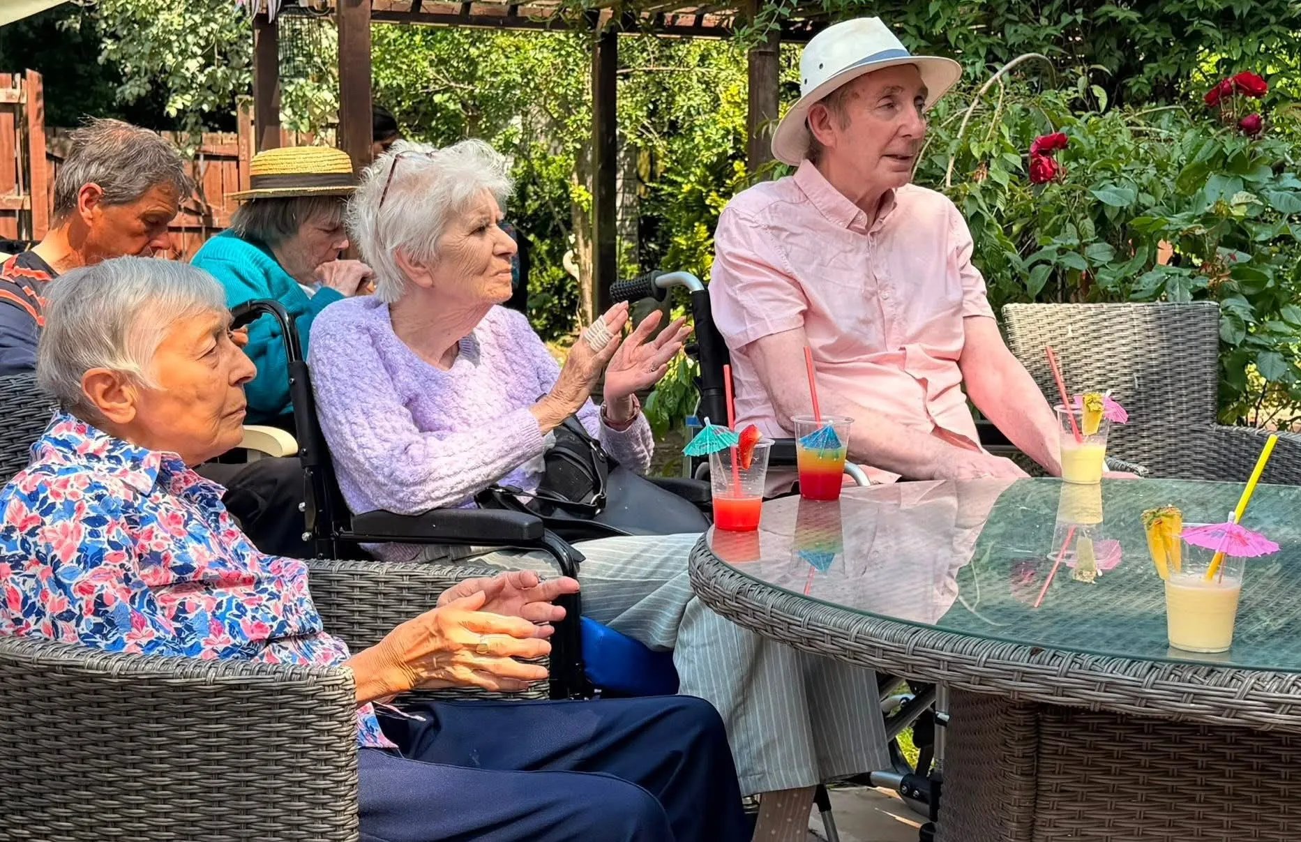 outh Chowdene Residents Enjoy a Taste of the World and Celebrate Nutrition & Good Dinning experience month